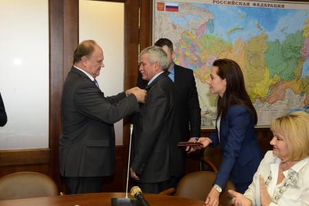 «России верные сыны». Г.А. Зюганов принял участие в открытии выставки художника И.В. Башмакова