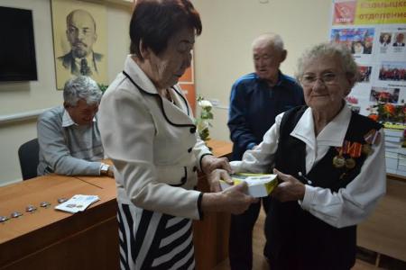 Республика Калмыкия. Состоялось торжественное мероприятие общественной организации "Дети войны", посвященное вручению памятных медалей