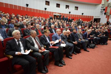 В Подмосковье открылся VI (октябрьский) Пленум ЦК КПРФ