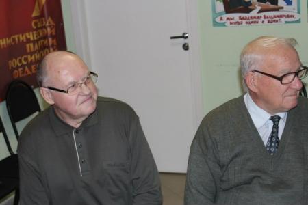 Новгородские коммунисты отметили День комсомола