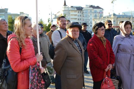 «Нет прощения палачам!». Митинг астраханских коммунистов в память о событиях октября 1993 года