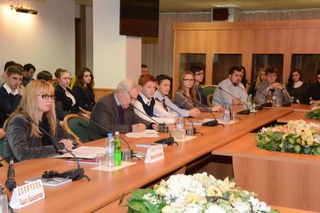 В Госдуме состоялся круглый стол, посвященный 110-летию советского писателя Николая Островского