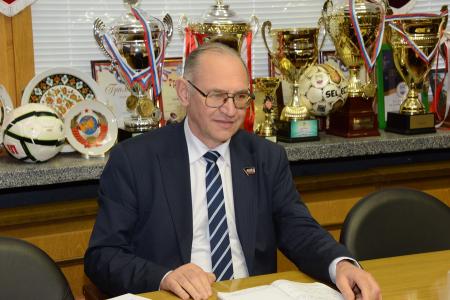 И.И. Мельников: КПРФ направит своих наблюдателей на выборы в ДНР