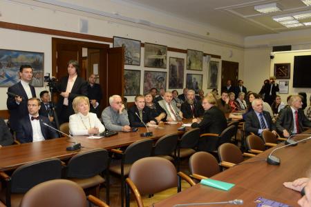 «России верные сыны». Г.А. Зюганов принял участие в открытии выставки художника И.В. Башмакова