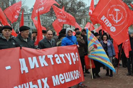 Коммунисты Нижегородской области против "протаскивания" "Единой Россией" законопроекта по выборам глав городов и депутатов МСУ