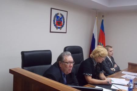Алтайский край. Коммунисты организовали круглый стол «Детям войны - особый статус!»