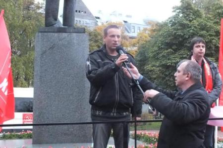 В Санкт-Петербурге прошел митинг под лозунгом: «Спасение Новороссии – залог спасения России!»