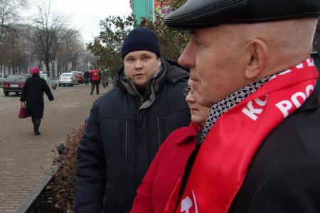 Ульяновская область. Ю.П. Синельщиков поддержал требования граждан провести капитальный ремонт многоквартирных домов за счет бюджета