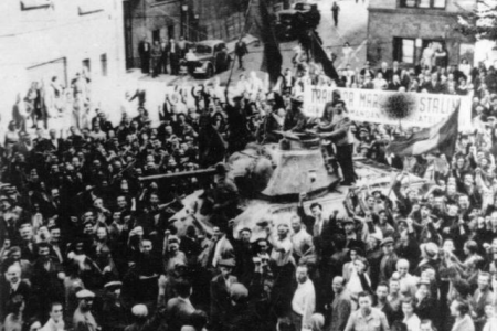 Переписывание истории - инструмент подрывной деятельности “пятой колонны”