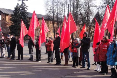 Смоленская область. Комсомольцы провели акцию «Антикапитализм» 