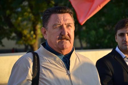 «Нет прощения палачам!». Митинг астраханских коммунистов в память о событиях октября 1993 года