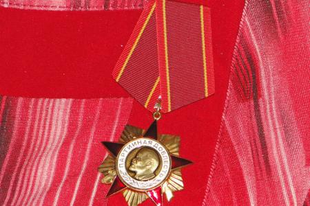Почётного жителя Благовещенска Нину Релину наградили орденом «Партийная доблесть»