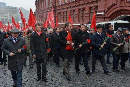 Г.А. Зюганов: «Единство - в уважении ко всей тысячелетней истории, к нашей великой Победе под Красным Знаменем Октября»