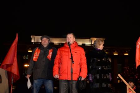 Митинг и шествие в Новосибирске, посвященные 97-й годовщине Великой Октябрьской Социалистической Революции