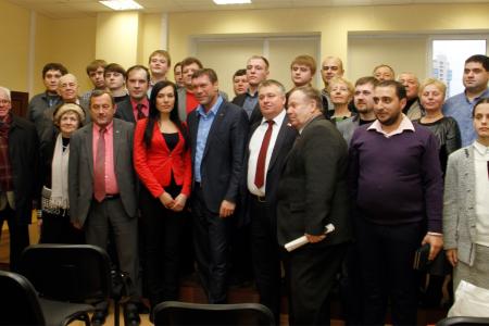Председатель парламента Новороссии Олег Царев встретился с активом Воронежского областного отделения КПРФ