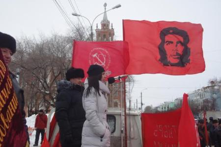 Демонстрация и митинг, посвященные 97-й годовщине Великого Октября, прошли в Комсомольске-на-Амуре