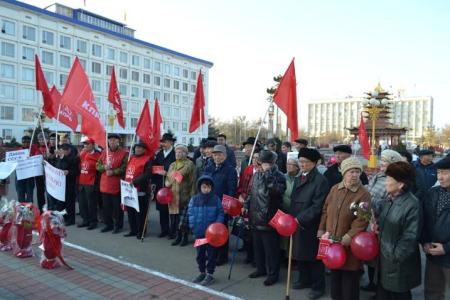 День Великого Октября в Калмыкии
