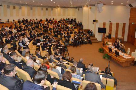 Коммунисты в Госдуме провели парламентские слушания о совершенствовании мер государственной поддержки аквакультуры