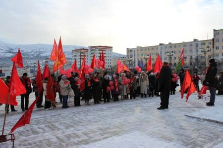 Красный Октябрь в Магадане