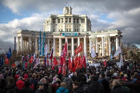 «Остановить развал медицины!». Митинг против массового закрытия больниц прошел в Москве