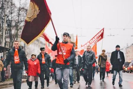 Ивановские коммунисты верны заветам Великого Октября!