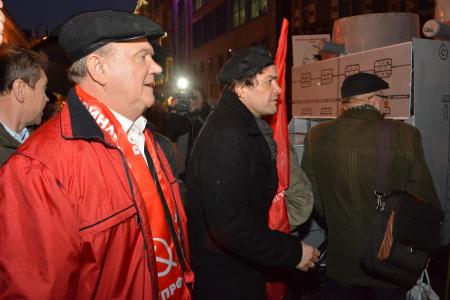 «Октябрь не остался в прошлом, в России вновь настает время вспомнить ленинские и сталинские заветы»