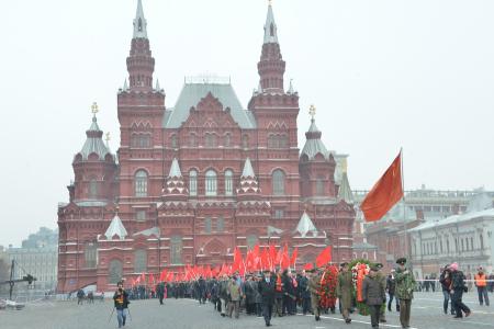 Г.А. Зюганов: «Единство - в уважении ко всей тысячелетней истории, к нашей великой Победе под Красным Знаменем Октября»