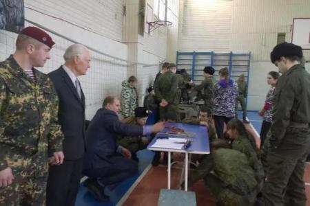 В пермской школе №136 при поддержке КПРФ прошли военно-спортивные соревнования