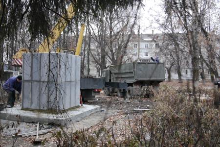 В липецком военном городке установили памятник В.И. Ленину