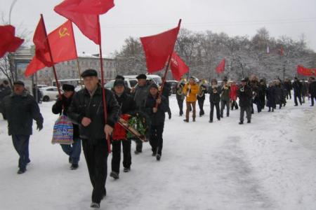 Власть и собственность народу! Торжественное шествие и митинг в Вологде