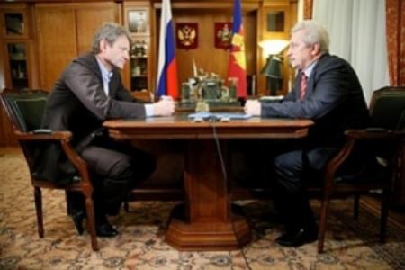 Состоялась рабочая встреча губернатора Краснодарского края А.Н.Ткачева и первого секретаря краевого Комитета КПРФ Н.И.Осадчего