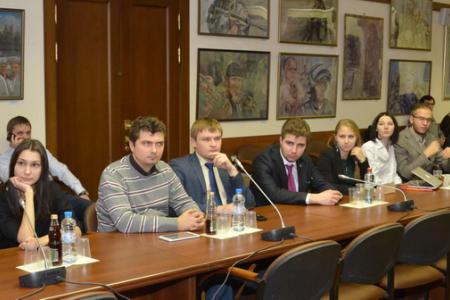 Коммунисты в Госдуме провели круглый стол о роли студенческих советов и профсоюзов в защите прав студентов