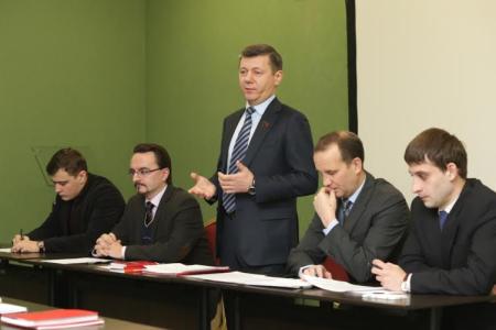 Д.Г. Новиков: «Учиться, чтобы побеждать, учиться, чтобы созидать». Центр политической учебы принял новый поток слушателей 