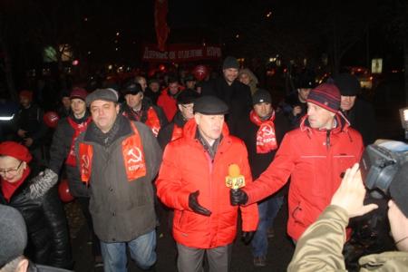 Митинг и шествие в Новосибирске, посвященные 97-й годовщине Великой Октябрьской Социалистической Революции