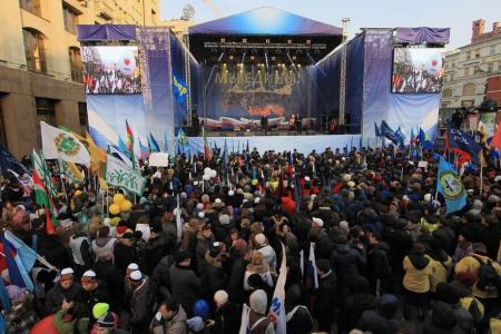 Г.А.Зюганов на митинге "Мы едины": Надо признать Донецкую и Луганскую народные республики!