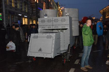 «Октябрь не остался в прошлом, в России вновь настает время вспомнить ленинские и сталинские заветы»