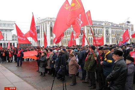 Тамбовские коммунисты отпраздновали 97-ю годовщину Великого Октября