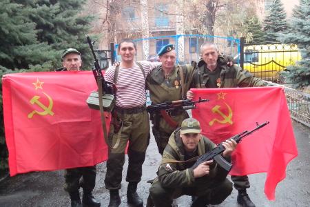 Ополченцы Луганска поблагодарили коммунистов за гуманитарную помощь