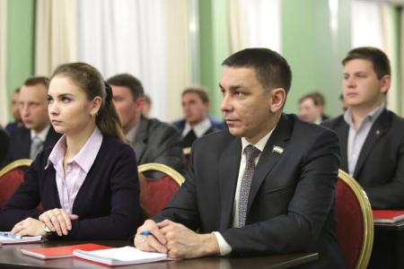 Д.Г. Новиков: «Учиться, чтобы побеждать, учиться, чтобы созидать». Центр политической учебы принял новый поток слушателей 