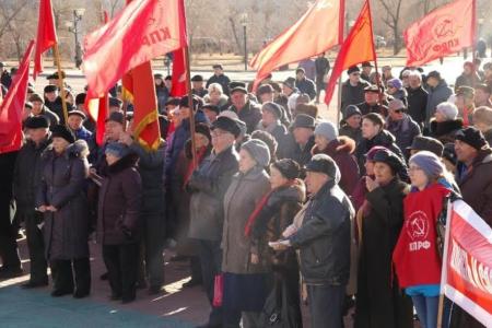 Забайкалье: Слава достижениям Октября!