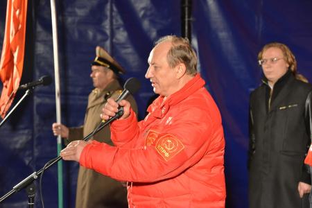 «Октябрь не остался в прошлом, в России вновь настает время вспомнить ленинские и сталинские заветы»