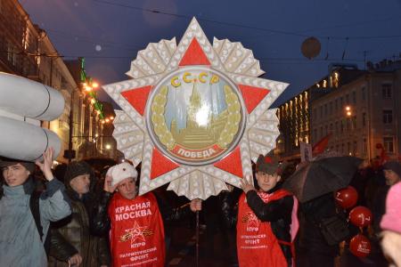 «Октябрь не остался в прошлом, в России вновь настает время вспомнить ленинские и сталинские заветы»