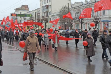 Ивановские коммунисты верны заветам Великого Октября!