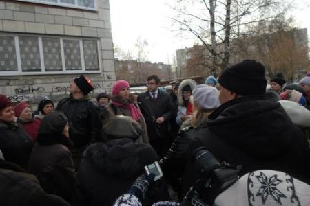 Пермь. Народный сход жителей микрорайона «Краснова» в защиту уничтожаемого парка