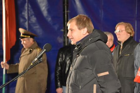 «Октябрь не остался в прошлом, в России вновь настает время вспомнить ленинские и сталинские заветы»
