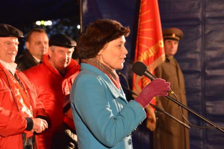 «Октябрь не остался в прошлом, в России вновь настает время вспомнить ленинские и сталинские заветы»
