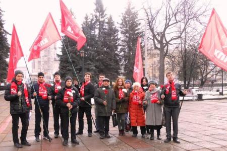 Пермские коммунисты провели мероприятие, посвященное 96-ой годовщине основания ВЛКСМ