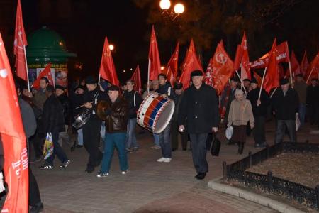 "Победа социализма неизбежна!". Праздник Красного Октября в  Ростове-на-Дону