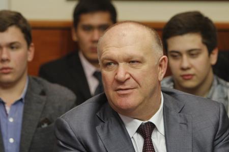 Депутат фракции КПРФ в Госдуме А.Ж. Бифов провел встречу со студентами МГИМО
