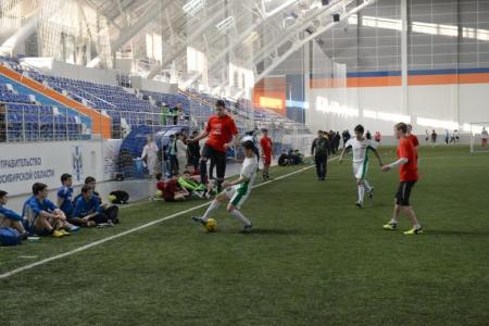 Спорт объединяет: В Новосибирске прошел «Кубок дружбы народов» по мини-футболу